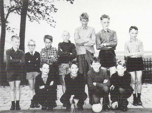 profschoolvoetbal.jpg